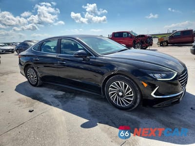Czwarte zdjęcie samochodu z boku: 2022 HYUNDAI SONATA HYBRID SEL VIN:KMHL34JJ0NA043253 - miniatura
