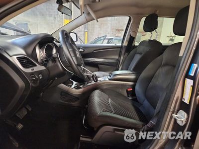 Zdjęcie 7 z 13 samochodu: 2017 DODGE JOURNEY SE VIN:3C4PDCAB9HT638086 - miniatura