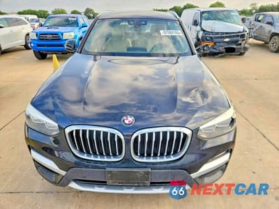 Piąte zdjęcie samochodu w środku: 2019 BMW X3 SDRIVE30I VIN:5UXTR7C5XKLE97340 - miniatura