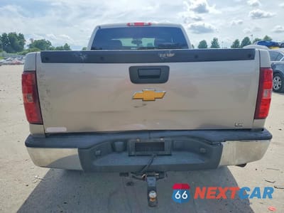Zdjęcie 6 z 12 samochodu: 2009 CHEVROLET SILVERADO K1500 VIN:1GCEK19C89Z256950 - miniatura