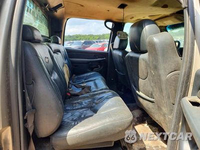 Zdjęcie 10 z 11 samochodu: 2003 CHEVROLET AVALANCHE C1500 VIN:3GNEC13T73G323297 - miniatura