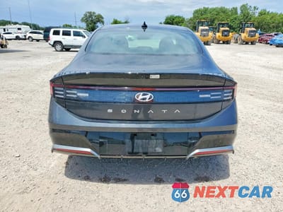 Zdjęcie 6 z 13 samochodu: 2024 HYUNDAI SONATA SEL VIN:KMHL64JA0RA369616 - miniatura