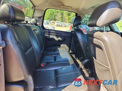 Zdjęcie 10 z 12 samochodu: 2013 GMC SIERRA K1500 SLE VIN:3GTP2VE72DG230362 - miniatura