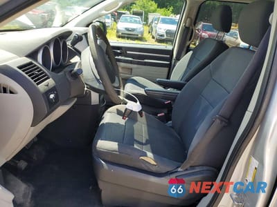 Zdjęcie 7 z 14 samochodu: 2010 DODGE GRAND CARAVAN SE VIN:2D4RN4DE5AR134602 - miniatura