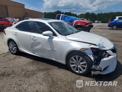 Czwarte zdjęcie samochodu z boku: 2016 LEXUS IS 200T VIN:JTHBA1D23G5008323 - miniatura