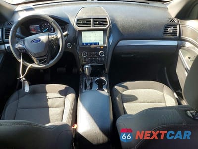 Zdjęcie 8 z 14 samochodu: 2018 FORD EXPLORER XLT VIN:1FM5K8D83JGB91142 - miniatura