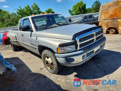 Czwarte zdjęcie samochodu z boku: 1999 DODGE RAM 3500 VIN:1B7MC33W9XJ637046 - miniatura
