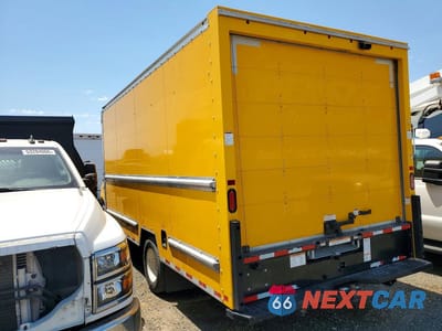 Drugie zdjęcie samochodu z przodu: 2023 FORD ECONOLINE - BOX TRUCK VIN:1FDWE3FN9PDD00246 - miniatura