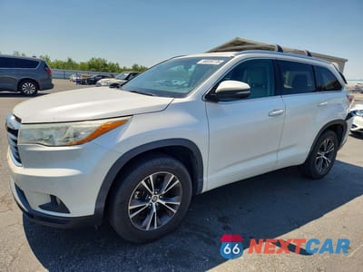 2016 TOYOTA HIGHLANDER XLE 5TDKKRFH6GS126049 - główne zdjęcie licytacji z USA - miniatura