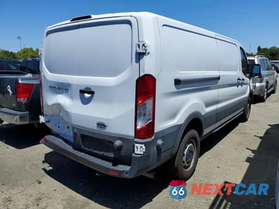 Trzecie zdjęcie samochodu z tyłu: 2024 FORD TRANSIT 150 DELIVERY VAN VIN:1FTYE1Y89RKB17663 - miniatura