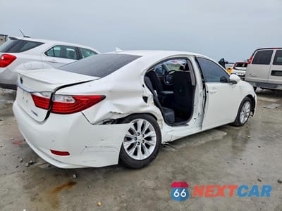 Trzecie zdjęcie samochodu z tyłu: 2013 LEXUS ES 300H VIN:JTHBW1GG6D2013845 - miniatura