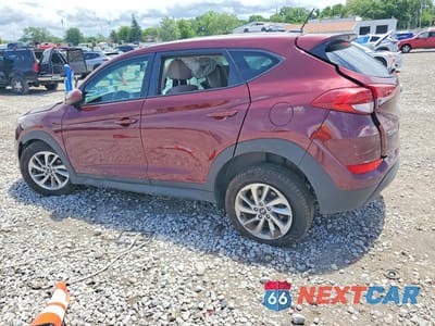 Drugie zdjęcie samochodu z przodu: 2017 HYUNDAI TUCSON SE VIN:KM8J23A43HU576392 - miniatura