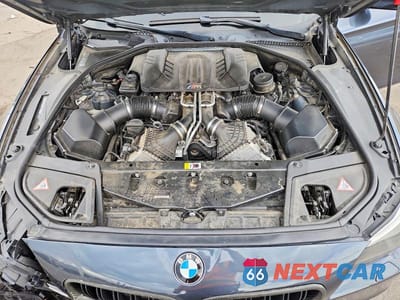 Zdjęcie 11 z 12 samochodu: 2013 BMW M5 VIN:WBSFV9C50DC773801 - miniatura
