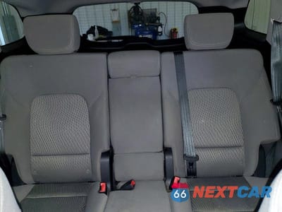 Zdjęcie 10 z 13 samochodu: 2016 HYUNDAI SANTA FE SE VIN:KM8SMDHF7GU137061 - miniatura