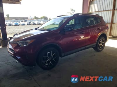 2018 TOYOTA RAV4 SE 2T3JFREV7JW855724 - główne zdjęcie licytacji z USA - miniatura