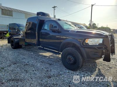 Czwarte zdjęcie samochodu z boku: 2022 RAM 5500 VIN:3C7WRNDL5NG213064 - miniatura