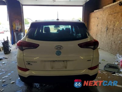 Zdjęcie 6 z 13 samochodu: 2016 HYUNDAI TUCSON SE VIN:KM8J3CA47GU065408 - miniatura