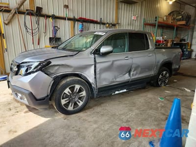 2017 HONDA RIDGELINE RTL 5FPYK3F79HB016785 - główne zdjęcie licytacji z USA - miniatura
