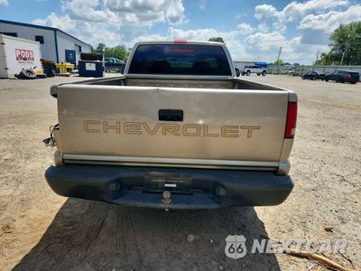Zdjęcie 6 z 13 samochodu: 2001 CHEVROLET S TRUCK S10 VIN:1GCCS145518128143 - miniatura