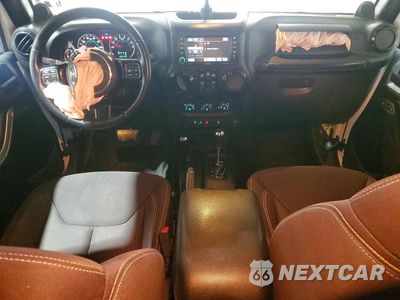 Zdjęcie 8 z 13 samochodu: 2013 JEEP WRANGLER UNLIMITED SAHARA VIN:1C4BJWEG1DL601775 - miniatura