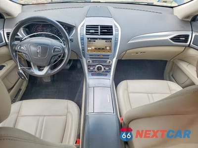 Zdjęcie 8 z 12 samochodu: 2017 LINCOLN MKZ PREMIERE VIN:3LN6L5A98HR647961 - miniatura