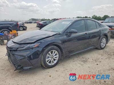 2026 TOYOTA CAMRY LE 4T1DAACKXTU663456 - główne zdjęcie licytacji z USA - miniatura