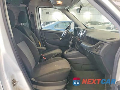 Zdjęcie 11 z 13 samochodu: 2017 RAM PROMASTER CITY VIN:ZFBERFAB8H6D93825 - miniatura