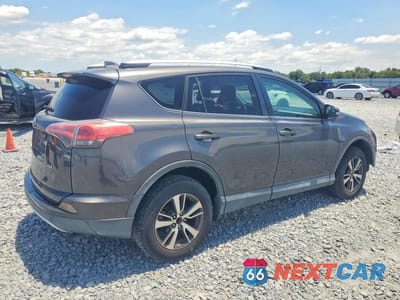 Trzecie zdjęcie samochodu z tyłu: 2016 TOYOTA RAV4 XLE VIN:2T3WFREV7GW252383 - miniatura