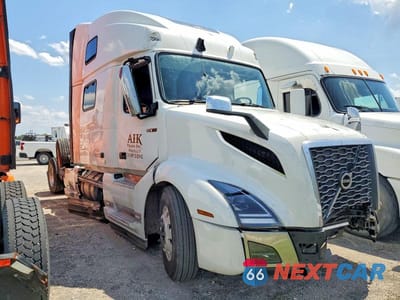 2019 VOLVO VNL SEMI TRUCK 4V4NC9EHXKN203245 - główne zdjęcie licytacji z USA - miniatura