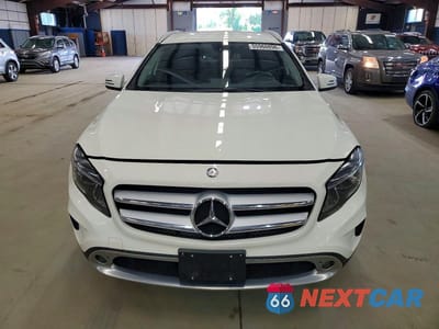Piąte zdjęcie samochodu w środku: 2015 MERCEDES-BENZ GLA 250 4MATIC VIN:WDCTG4GB0FJ065967 - miniatura