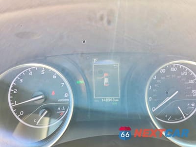 Zdjęcie 9 z 12 samochodu: 2018 TOYOTA CAMRY SE VIN:4T1B11HK4JU526249 - miniatura
