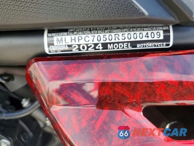 Zdjęcie 9 z 9 samochodu: 2024 HONDA CBR500 RA VIN:MLHPC7050R5000409 - miniatura