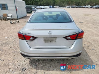 Zdjęcie 6 z 13 samochodu: 2019 NISSAN ALTIMA SV VIN:1N4BL4DVXKC126211 - miniatura