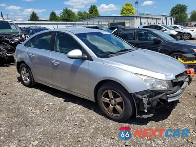 Czwarte zdjęcie samochodu z boku: 2014 CHEVROLET CRUZE LT VIN:1G1PC5SB5E7338888 - miniatura