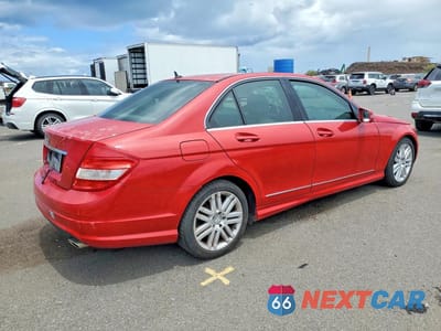 Trzecie zdjęcie samochodu z tyłu: 2011 MERCEDES-BENZ C 300 VIN:WDDGF5EB8BA510104 - miniatura