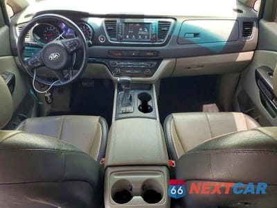 Zdjęcie 8 z 13 samochodu: 2017 KIA SEDONA LX VIN:KNDMB5C14H6313445 - miniatura
