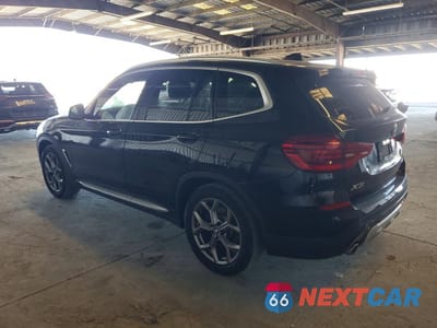 Drugie zdjęcie samochodu z przodu: 2021 BMW X3 XDRIVE30I VIN:5UXTY5C05M9E81672 - miniatura