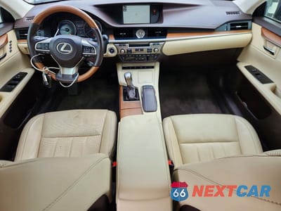 Zdjęcie 8 z 13 samochodu: 2018 LEXUS ES 300H VIN:JTHBW1GG0J2191309 - miniatura