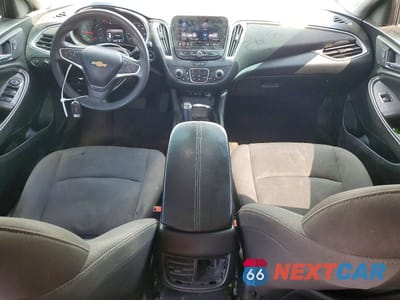 Zdjęcie 8 z 12 samochodu: 2020 CHEVROLET MALIBU VIN:1G1ZD5ST2LF038503 - miniatura