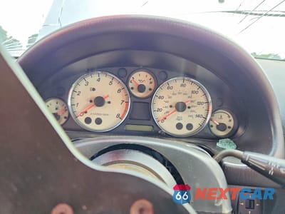 Zdjęcie 9 z 12 samochodu: 2001 MAZDA MX-5 MIATA BASE VIN:JM1NB353710215882 - miniatura