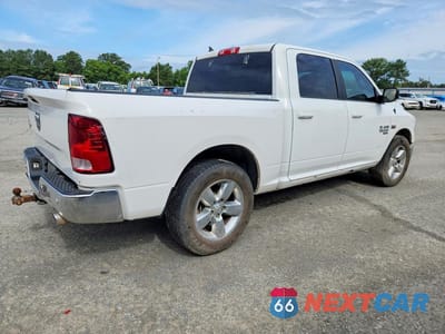 Trzecie zdjęcie samochodu z tyłu: 2019 RAM 1500 CLASSIC SLT VIN:1C6RR6LT2KS627058 - miniatura