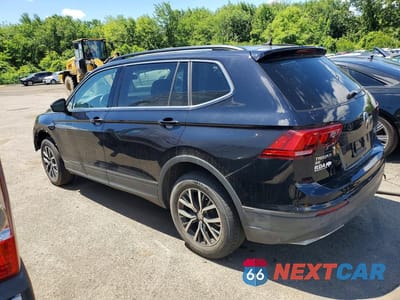 Drugie zdjęcie samochodu z przodu: 2019 VOLKSWAGEN TIGUAN SE VIN:3VV2B7AX8KM056356 - miniatura