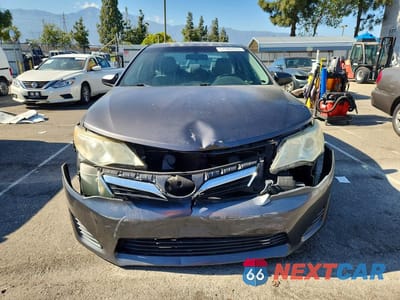 Piąte zdjęcie samochodu w środku: 2013 TOYOTA CAMRY LE VIN:4T4BF1FK0DR303379 - miniatura