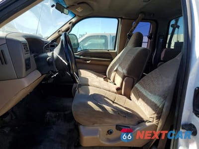 Zdjęcie 7 z 13 samochodu: 2001 FORD F250 SUPER DUTY VIN:1FTNX21F21EA55389 - miniatura