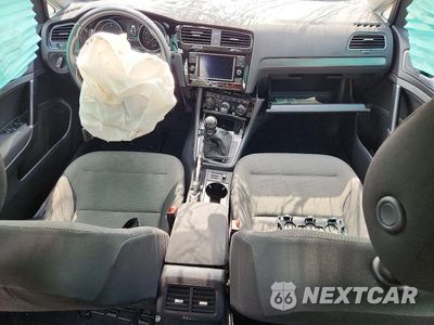 Zdjęcie 8 z 12 samochodu: 2019 VOLKSWAGEN GOLF SPORTWAGEN S VIN:3VW217AUXKM512099 - miniatura