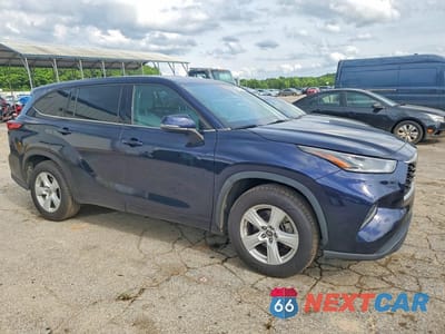 Czwarte zdjęcie samochodu z boku: 2021 TOYOTA HIGHLANDER L VIN:5TDCZRAH0MS531777 - miniatura