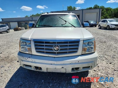 Piąte zdjęcie samochodu w środku: 2004 CADILLAC ESCALADE ESV VIN:3GYFK66N14G288293 - miniatura