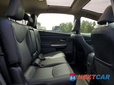 Zdjęcie 10 z 12 samochodu: 2013 TOYOTA PRIUS V FIVE VIN:JTDZN3EU7D3258848 - miniatura