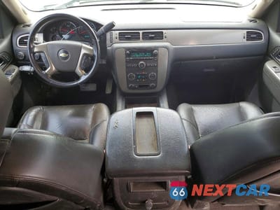 Zdjęcie 8 z 12 samochodu: 2012 CHEVROLET SILVERADO K3500 LTZ VIN:1GC4K1C80CF169651 - miniatura