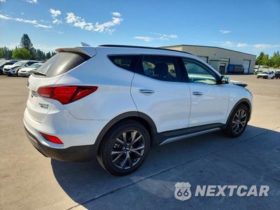 Trzecie zdjęcie samochodu z tyłu: 2017 HYUNDAI SANTA FE SPORT 2.0T ULTIMATE VIN:5XYZWDLAXHG460774 - miniatura